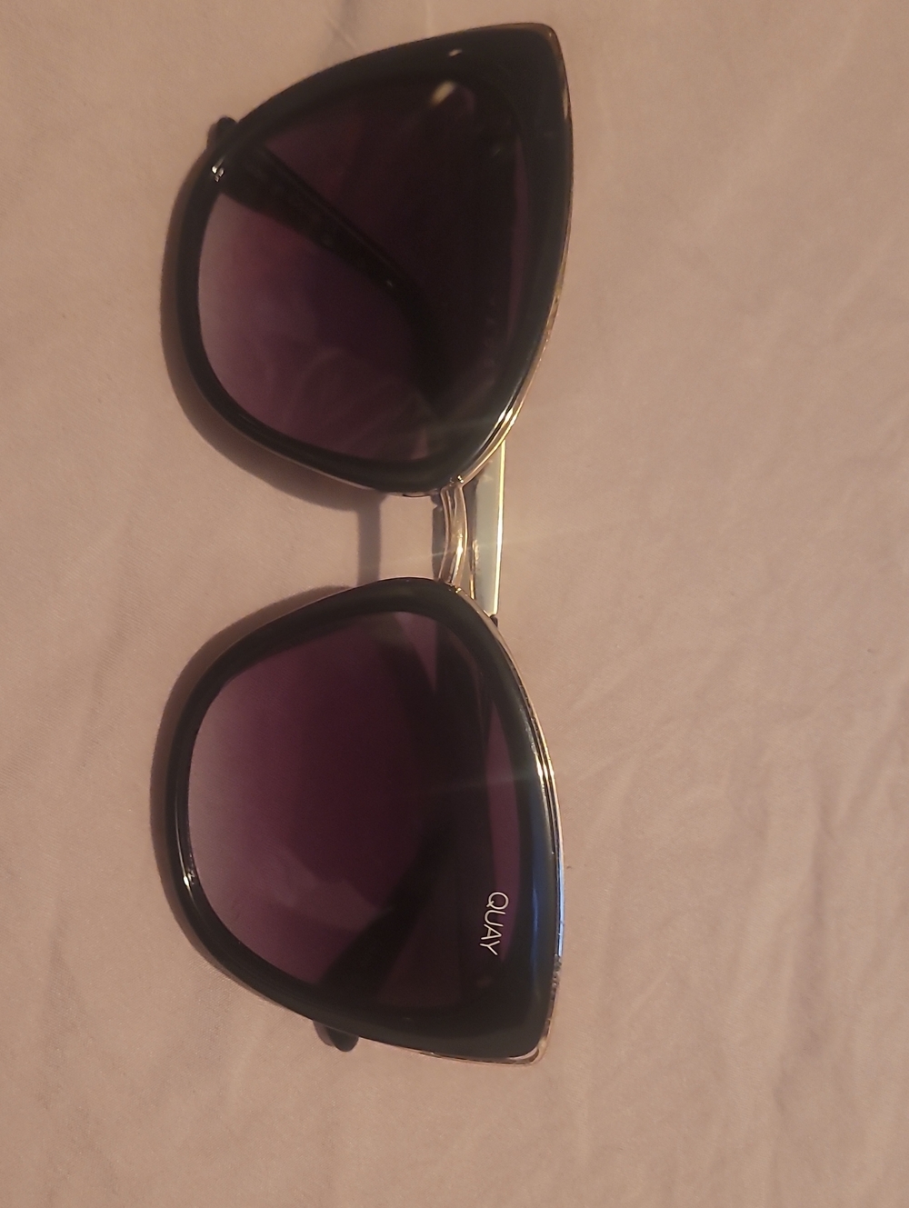 Quay Australia Black Cat-Eye Sunglasses with Purple Lenses